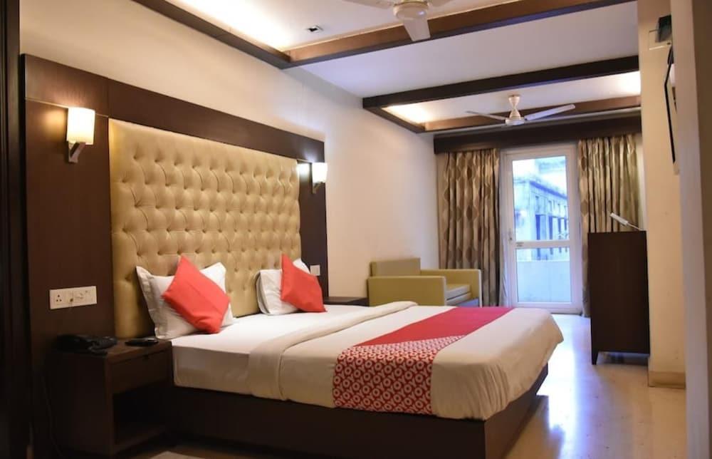 Metropolis Tourist Home Nowe Delhi Zewnętrze zdjęcie
