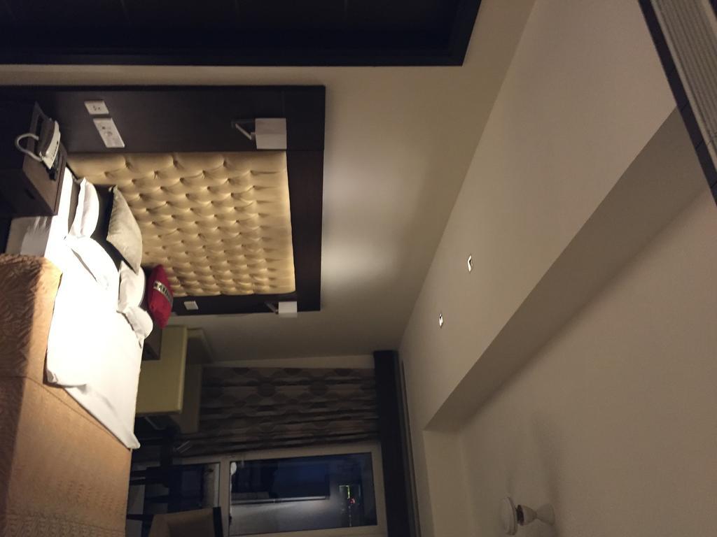 Metropolis Tourist Home Nowe Delhi Zewnętrze zdjęcie