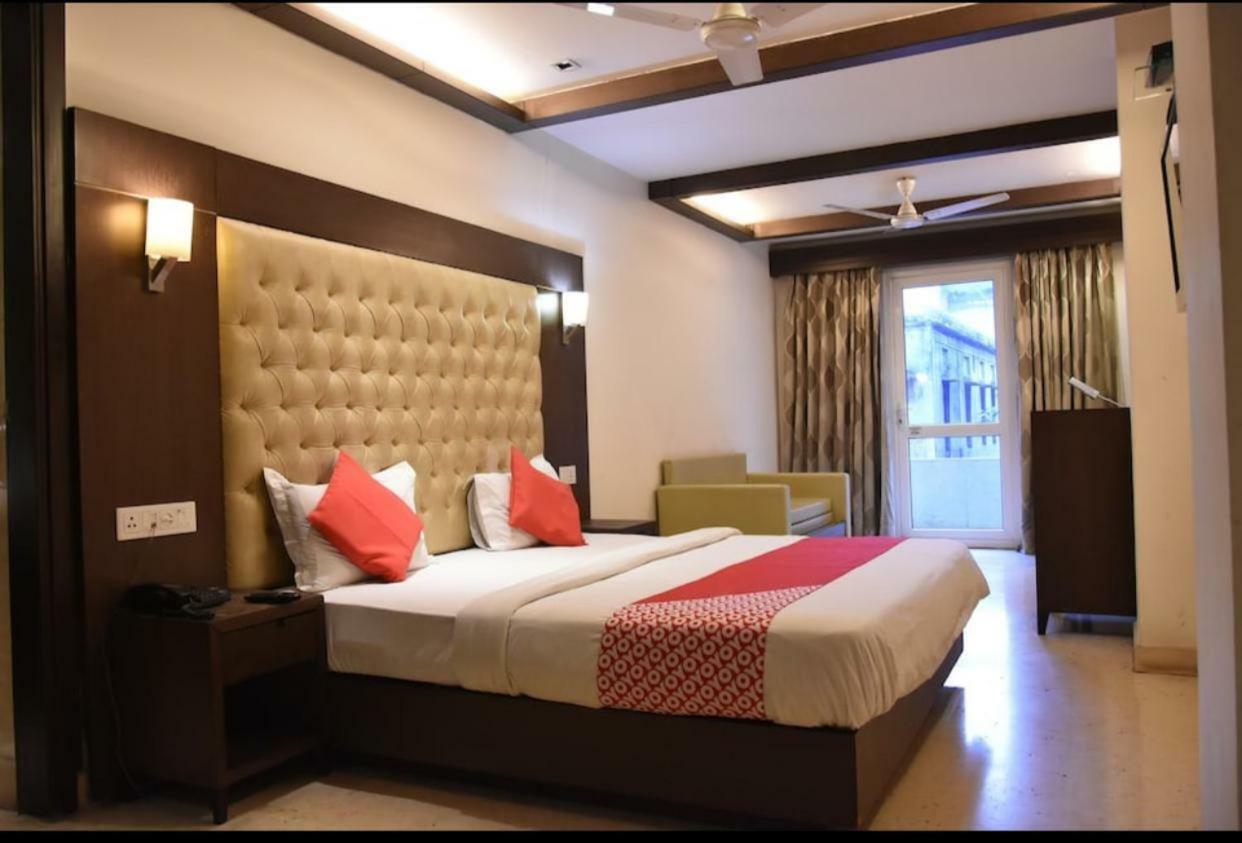 Metropolis Tourist Home Nowe Delhi Zewnętrze zdjęcie