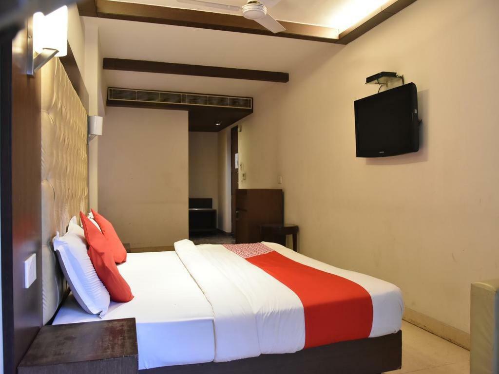 Metropolis Tourist Home Nowe Delhi Zewnętrze zdjęcie
