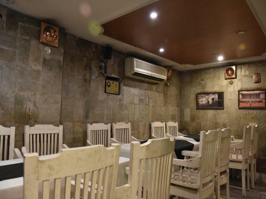 Metropolis Tourist Home Nowe Delhi Zewnętrze zdjęcie